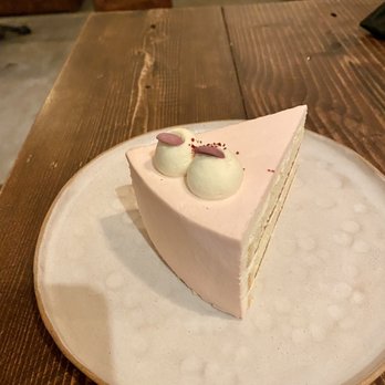 Mango Mango Dessert - Pink Peach Lychee Cake - Desserts Near Me - New York, New York Mango Mango Dessert - Pink Peach Lychee Cake - Desserts Near Me - New York, New York