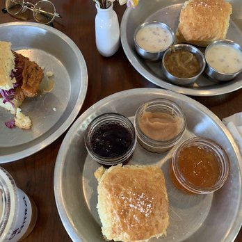 Buford's Biscuits - The Nashville, gravy flight, jam flight - New American Near Me - Leesburg, Virginia
