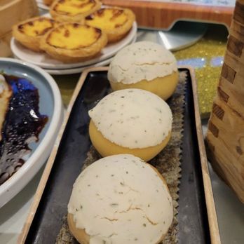Palette Tea Garden & Dim Sum - Baked BBQ pork bun - Dim Sum Near Me - San Mateo, California
