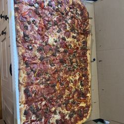 Palermo's Restaurant & Pizzeria - Very happy with our Combo Pizza today!  We asked for extra sauce and to cook it well done and they nailed it.   Thank you.