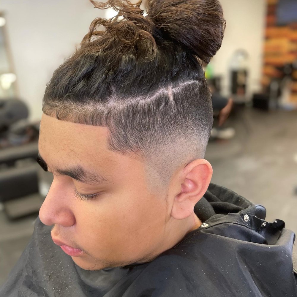 BARBERZLIFE BARBER SHOP TOWN CENTER Updated September 2024 441 Photos & 16 Reviews 5444