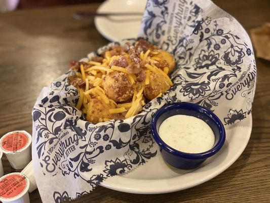 Cracker Barrel Old Country Store by null