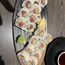 Kanpai - Spicy tuna and Spicy Salmon Roll