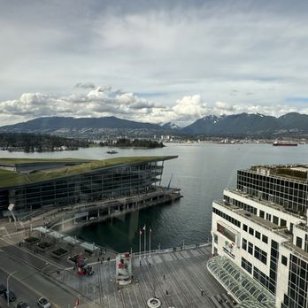 Fairmont Waterfront - Hotels Near Me - Vancouver, British Columbia Fairmont Waterfront - Hotels Near Me - Vancouver, British Columbia