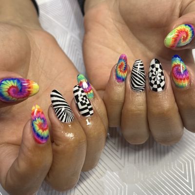 M&M studio nyc Nails and Eyelashes by null