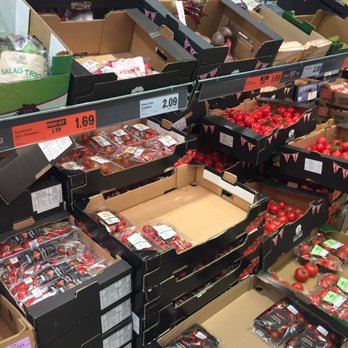 Lidl - Tomatoes - Grocery Near Me - Brighton, BNH