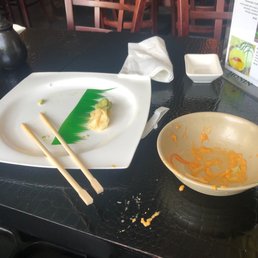 Salad California roll and shumai Salad California roll and shumai