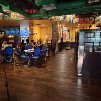 The Old Spaghetti Factory - Seating - Italian Near Me - Elk Grove, California