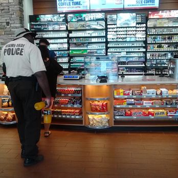 RaceTrac - Inside... - Gas Stations Near Me - Hollywood, Florida RaceTrac - Inside... - Gas Stations Near Me - Hollywood, Florida