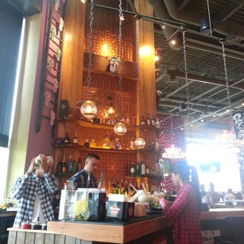 Carlos & Pepe's - The bar - Mexican Near Me - Laval, Quebec