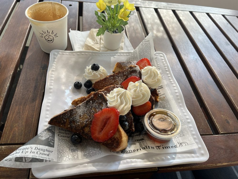 Cafe de la Vieja Image
