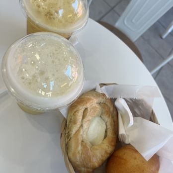 Roasted Tinto - Jugo naturales, pandebono, cheese danish. - Bakeries Near Me - Charlotte, North Carolina Roasted Tinto - Jugo naturales, pandebono, cheese danish. - Bakeries Near Me - Charlotte, North Carolina