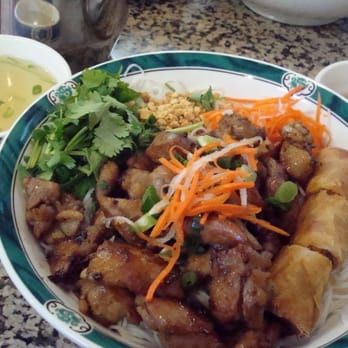 Pho Lee Hoa Phat - #52 chicken bun w/ eggroll - Vietnamese Near Me - Vacaville, California Pho Lee Hoa Phat - #52 chicken bun w/ eggroll - Vietnamese Near Me - Vacaville, California