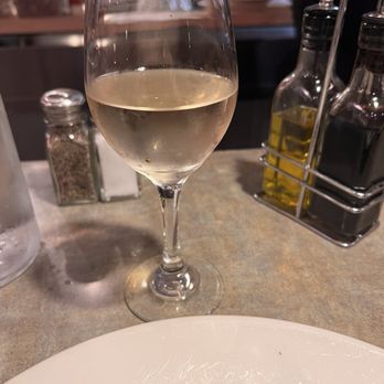 Mio Vicino - Pinot Grigio - Italian Near Me - Santa Clara, California Mio Vicino - Pinot Grigio - Italian Near Me - Santa Clara, California