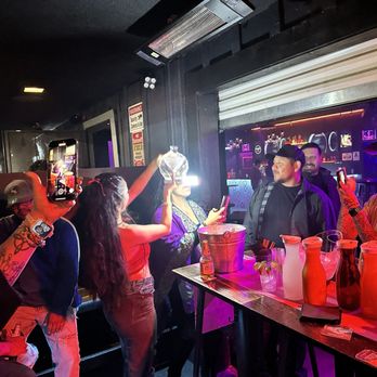 La Barrita Bar - Bars Near Me - Spring Valley, California