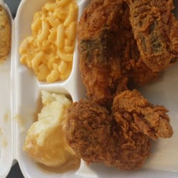 Mrs Winner's Chicken & Biscuits - 2-piece white meat chicken, mac and cheese, mashed potatoes and gravy, with a biscuit
