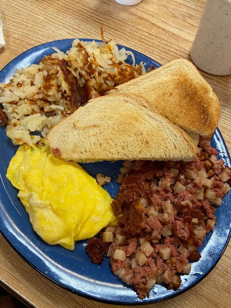 TOMMY’S RESTAURANT 12 Photos & 18 Reviews American (New) 393