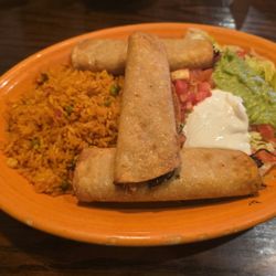 El Puente Mexican Grill - Chicken Taquitos with Rice