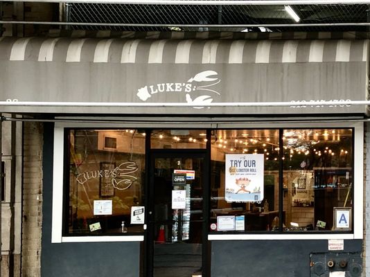 Luke's Lobster FiDi by null Luke's Lobster FiDi by null