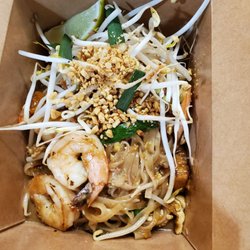 Longtail Kitchen - Pad Thai prawns
