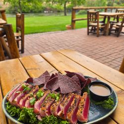Bakeoven Bar & Grill - Seared Tuna