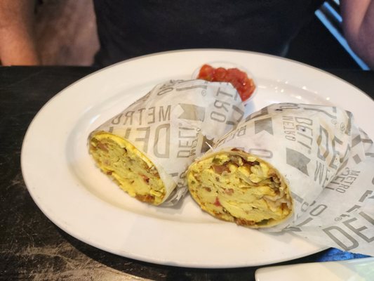 Quincy’s Potomac Bar & Grille by null