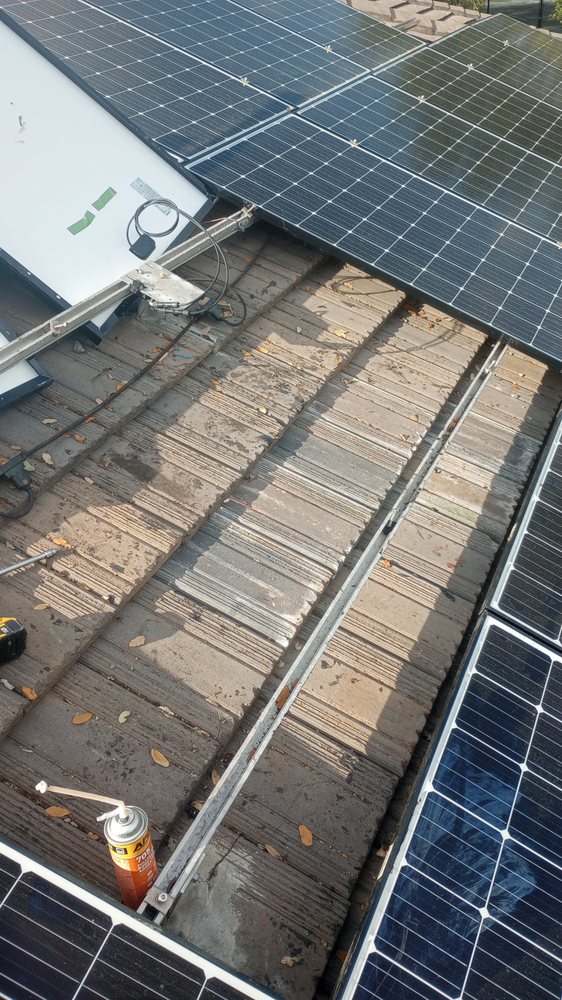 Slide of Parker's Reliable Repair & More