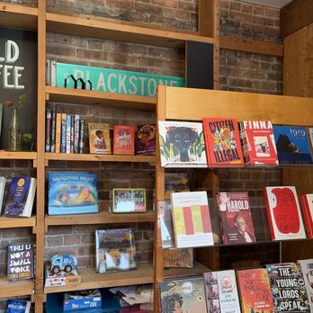 Build Coffee & Books - Library of books - Coffee & Tea Near Me - Chicago, Illinois Build Coffee & Books - Library of books - Coffee & Tea Near Me - Chicago, Illinois
