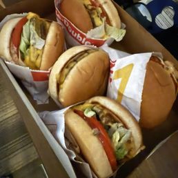Burgers to go Burgers to go