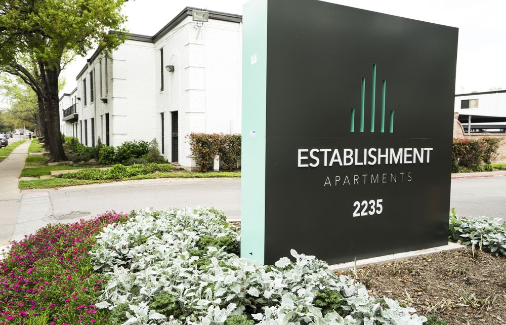 THE ESTABLISHMENT APARTMENTS Updated October 2024 56 Photos & 12