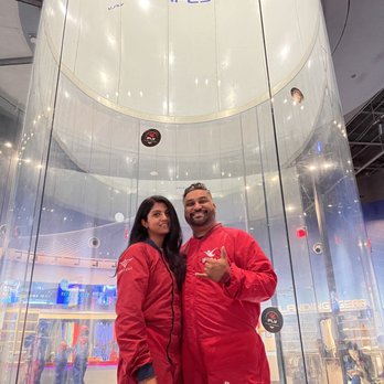 iFLY Indoor Skydiving - Paramus - Skydiving Near Me - Paramus, New Jersey
