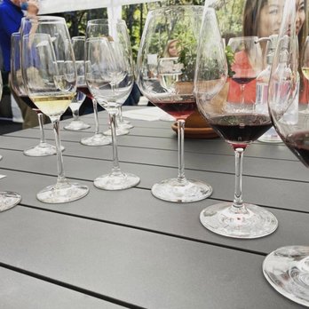 Schramsberg Vineyards - Wine tasting-- Sparkling white wine, Pinot Noir and Cabernet - Wineries Near Me - Calistoga, California Schramsberg Vineyards - Wine tasting-- Sparkling white wine, Pinot Noir and Cabernet - Wineries Near Me - Calistoga, California