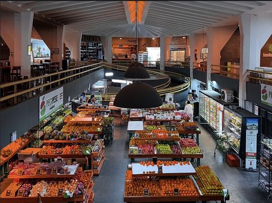 Mercado Municipal de Pinheiros by null