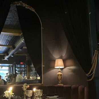 The Botanist Social - Cocktail Bars Near Me - Madison, Wisconsin