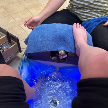 AJ Elite Nails & Spa - I almost fell asleep in the chair. That's usual for me here. - Nail Salons Near Me - Branson, Missouri