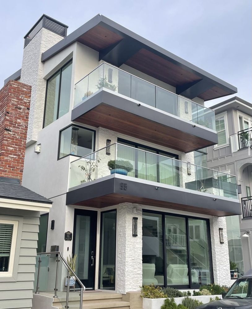 Slide of Integ Roof & Gutter