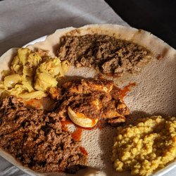 Combo platter for 2