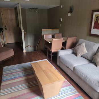 Fox Hotel & Suites - Enter through the top floor to find a fold-out sofa and kitchenette - Hotels Near Me - Banff, Alberta Fox Hotel & Suites - Enter through the top floor to find a fold-out sofa and kitchenette - Hotels Near Me - Banff, Alberta