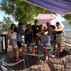 Donnys bottoms up bar and grill