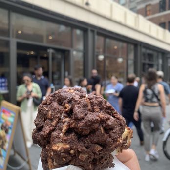 Levain Bakery - NoHo, NYC - Rocky Road - Bakeries Near Me - New York, New York Levain Bakery - NoHo, NYC - Rocky Road - Bakeries Near Me - New York, New York