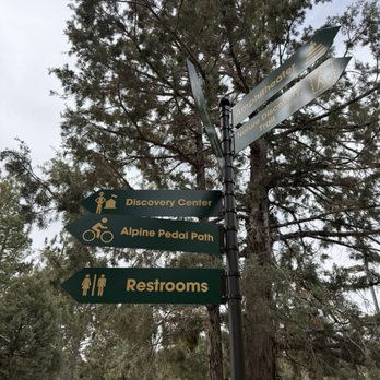 Big Bear Discovery Center - Well maintained restrooms on site - Hiking Near Me - Fawnskin, California Big Bear Discovery Center - Well maintained restrooms on site - Hiking Near Me - Fawnskin, California