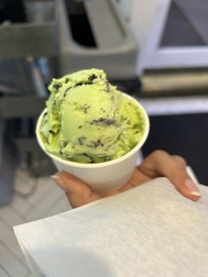 Sliders Bakery and Ice Cream Factory by null