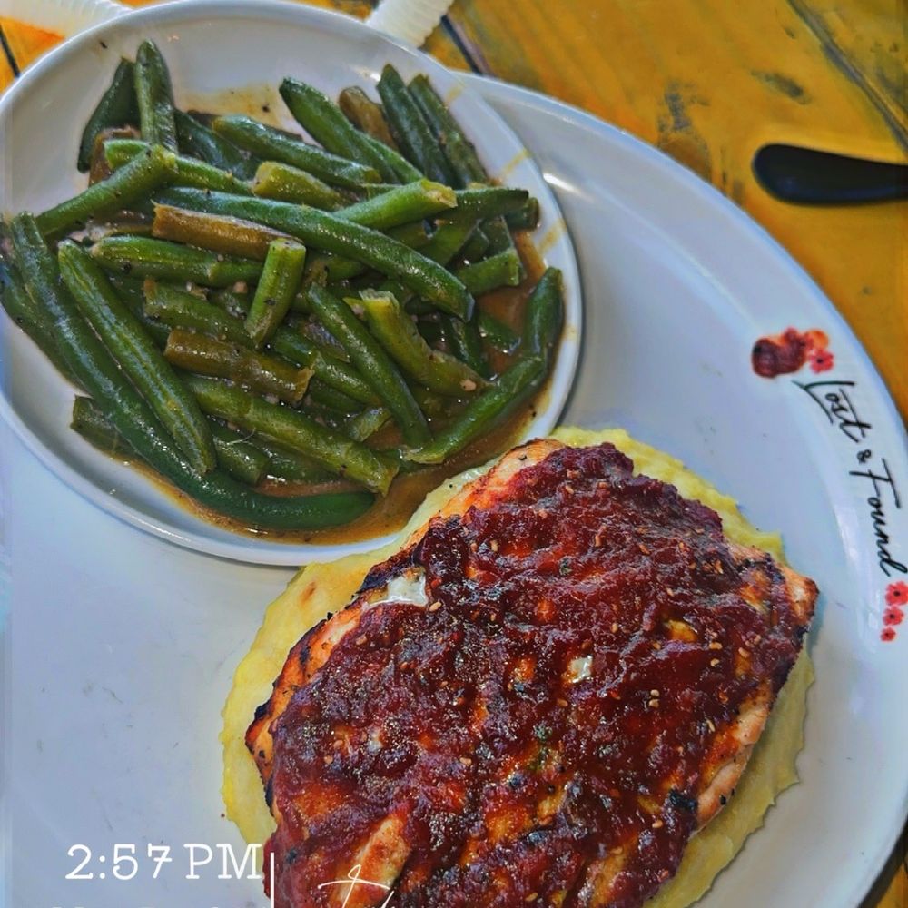 Lost & Found - BBQ Grilled Salmon with Sauted Green Beans - Cocktail Bars Near Me - Houston, Texas Lost & Found - BBQ Grilled Salmon with Sauted Green Beans - Cocktail Bars Near Me - Houston, Texas