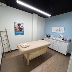 L.A. Bikini - Their clean and polished rooms