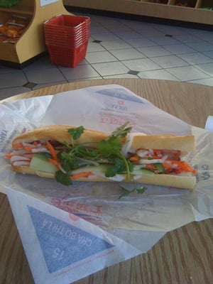 Lee's Sandwiches by null