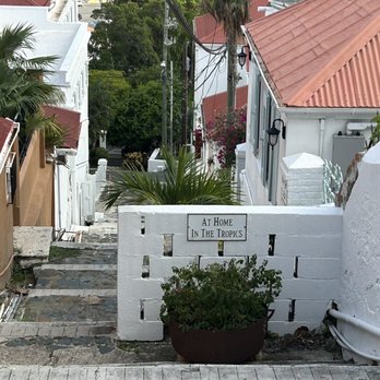 At Home In the Tropics - Entrance - Bed & Breakfast Near Me - St Thomas, Virgin Islands