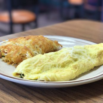 PerKup Cafe - Breakfast & Brunch Near Me - West Des Moines, Iowa