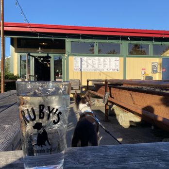 Ruby's Roadside Grill - Outdoor seating area. - Burgers Near Me - Seaside, Oregon