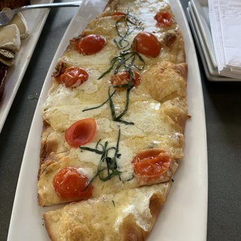 The Temple Kitchen + Bar - margherita flatbread - Beer Bar Near Me - Hilo, Hawaii The Temple Kitchen + Bar - margherita flatbread - Beer Bar Near Me - Hilo, Hawaii