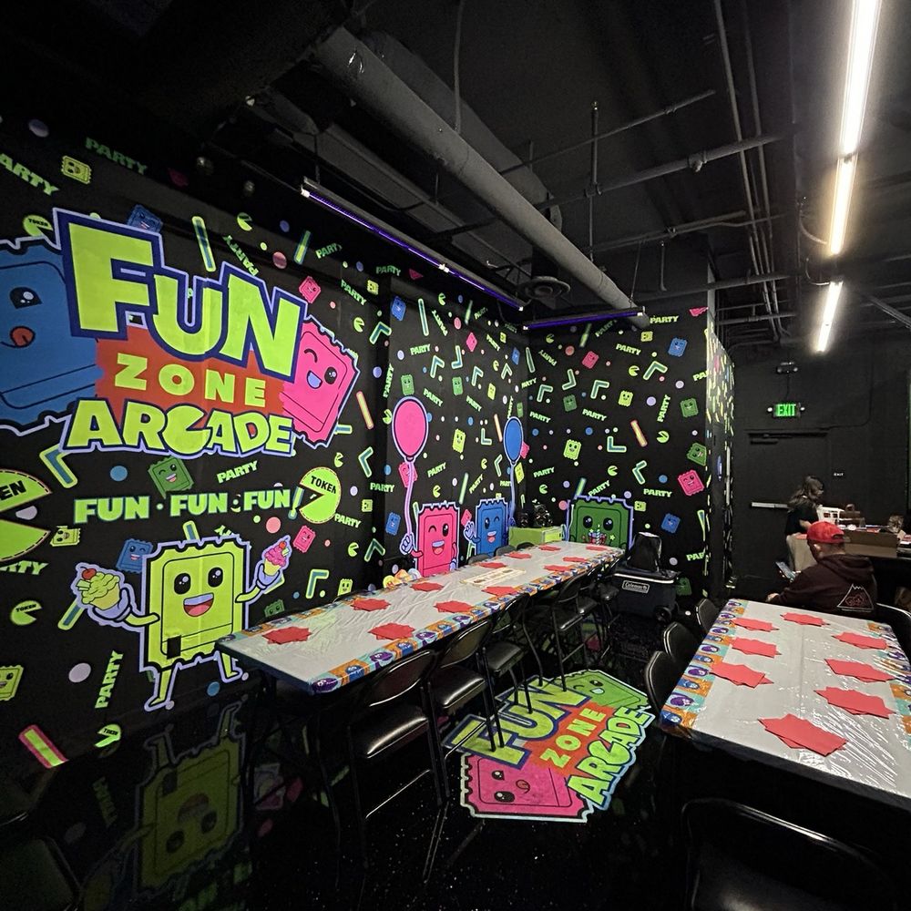 Birthday party, arcade, games Birthday party, arcade, games